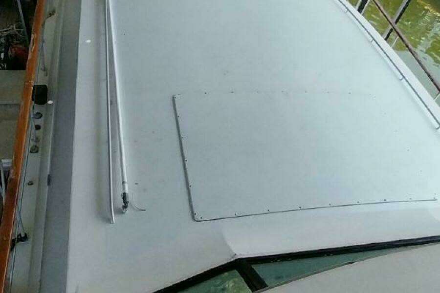 1976 Bertram Flybridge MY