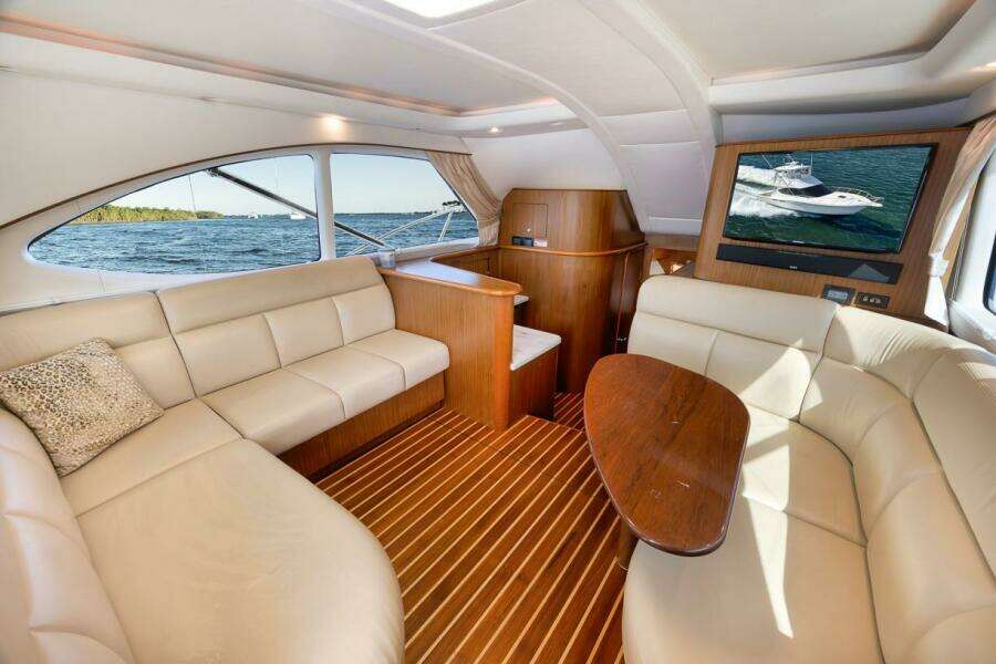 2015 Tiara Yachts Tiara 390 Convertible