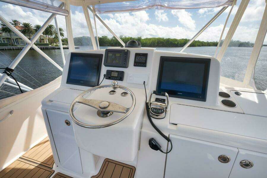 2015 Tiara Yachts Tiara 390 Convertible