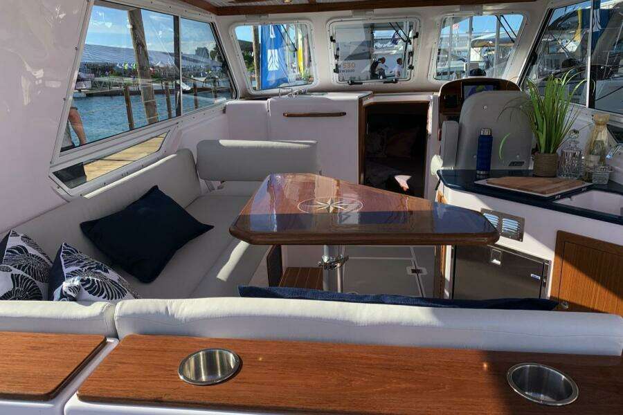 2020 True North 34 Outboard