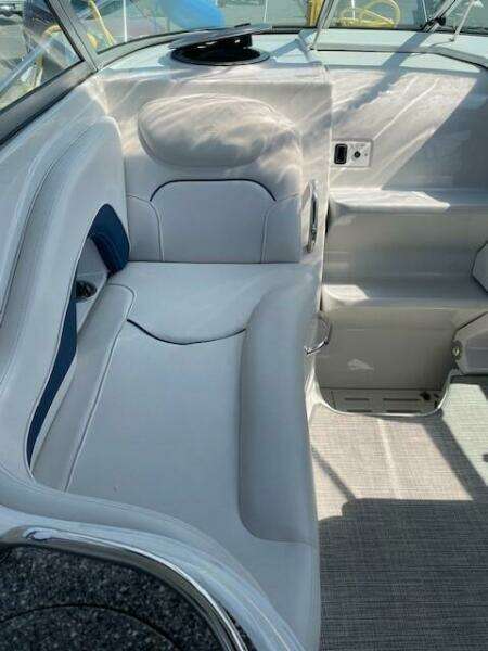 2023 Crownline 
