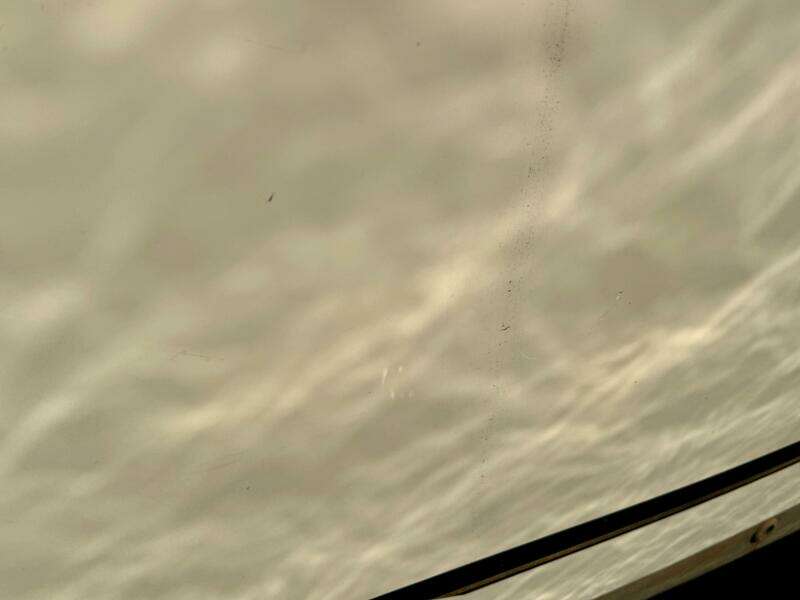 2004 Rinker 342 Fiesta Vee