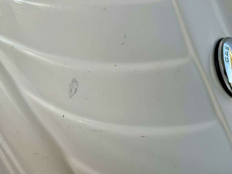 2004 Rinker 342 Fiesta Vee