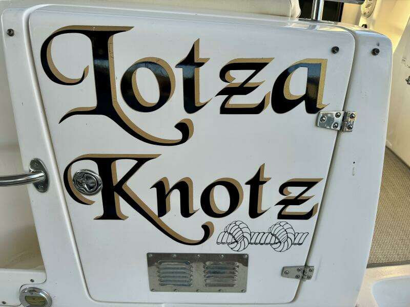 2004 Rinker 342 Fiesta Vee