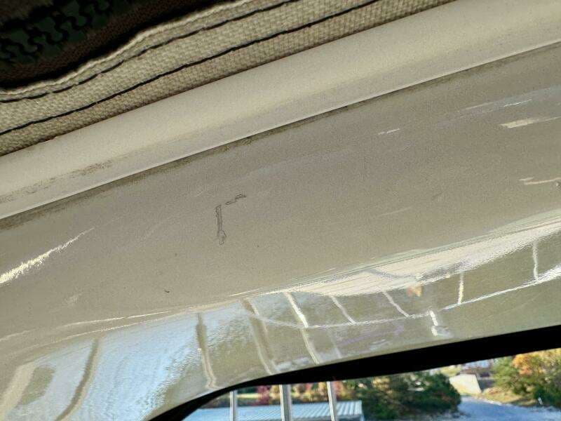 2004 Rinker 342 Fiesta Vee