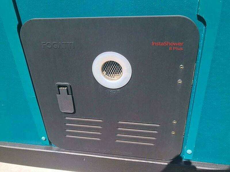 2023 Custom 25 Hadlee Houseboat