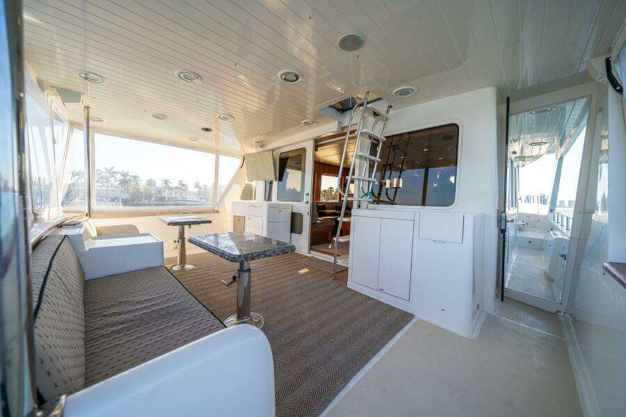 2006 Offshore Yachts 72 Pilothouse