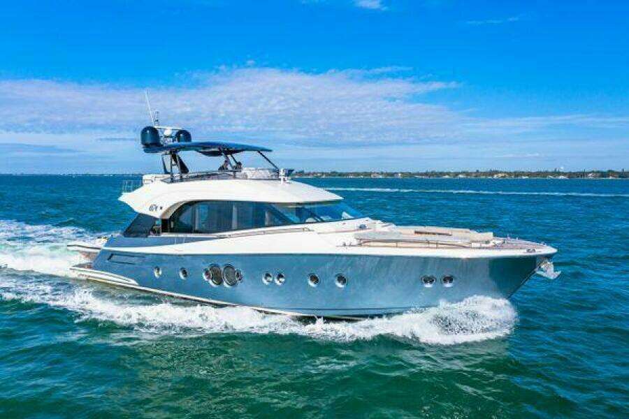 2018 Monte Carlo Yachts MCY 70