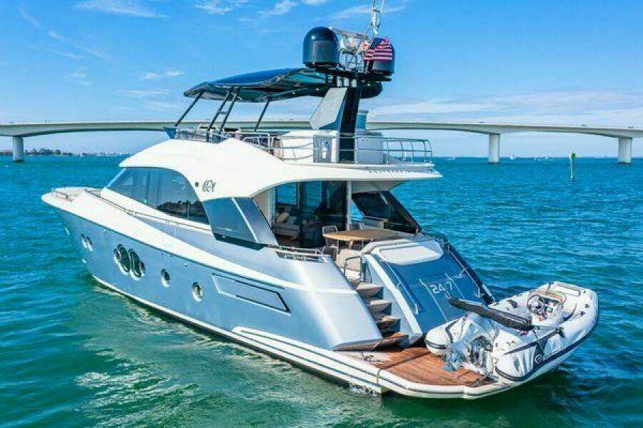 2018 Monte Carlo Yachts MCY 70