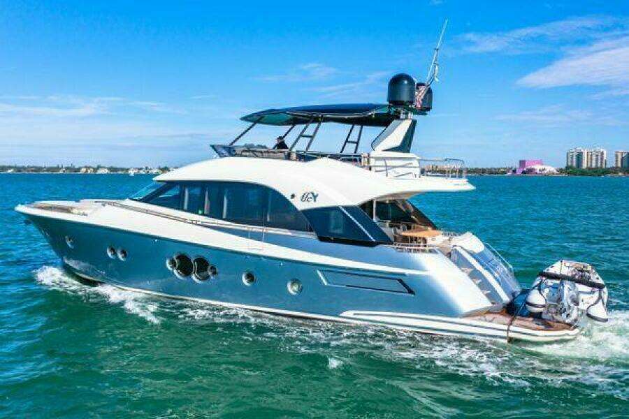 2018 Monte Carlo Yachts MCY 70