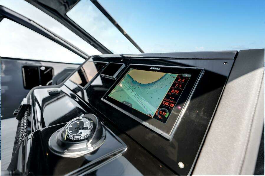2023 Cruisers Yachts 42 GLS OB