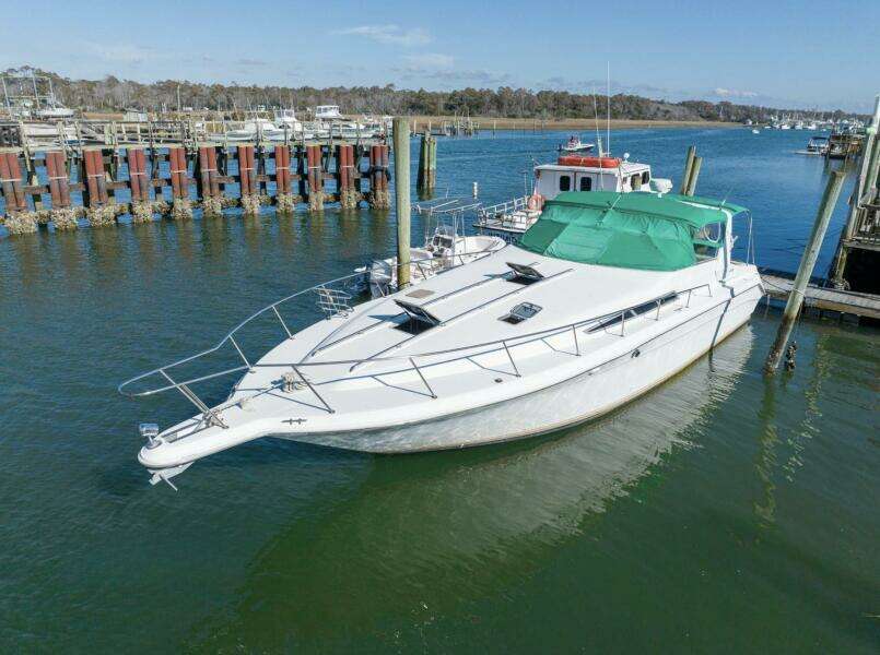 1990 Sea Ray 420 Sundancer