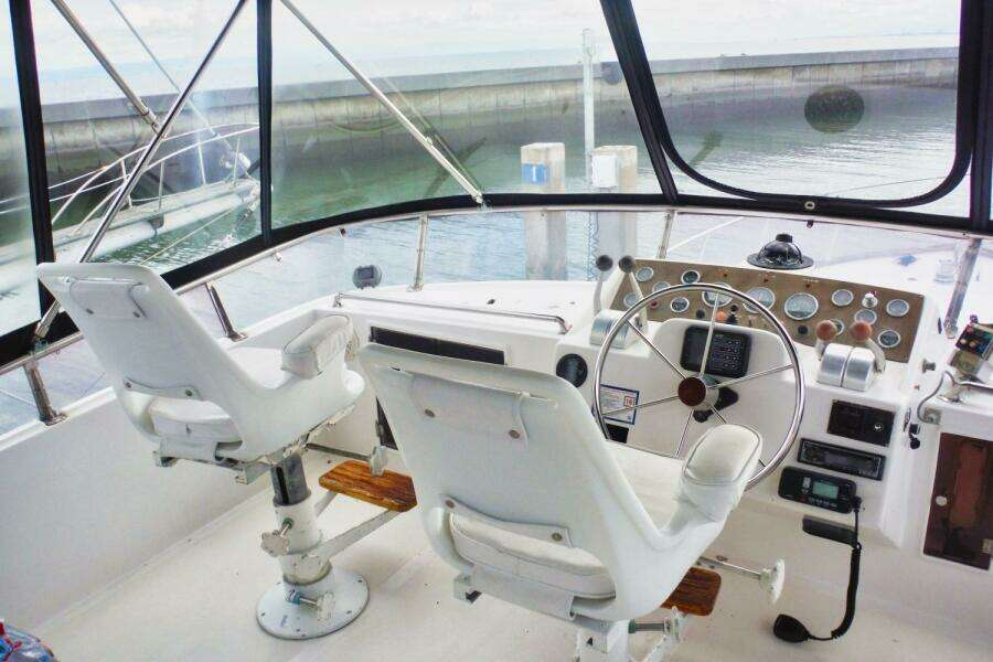 1988 Ocean Alexander Cockpit Motor Yacht 54