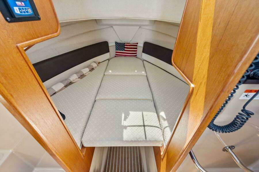 2014 Ranger Tugs R-27