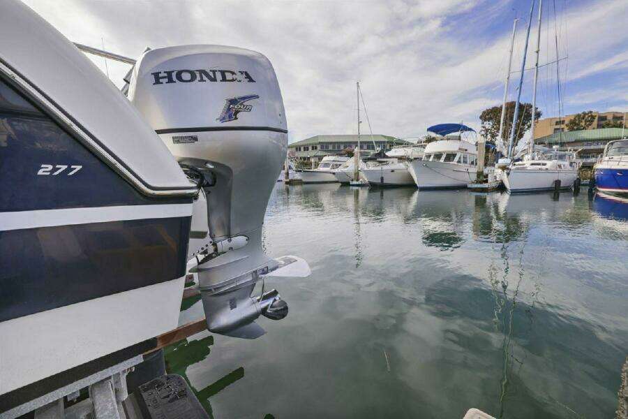 2009 Glacier Bay 277 Hardtop