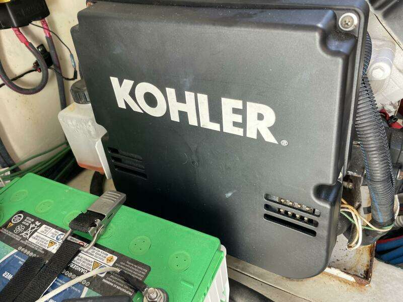 2019 Sundancer 350 Coupe