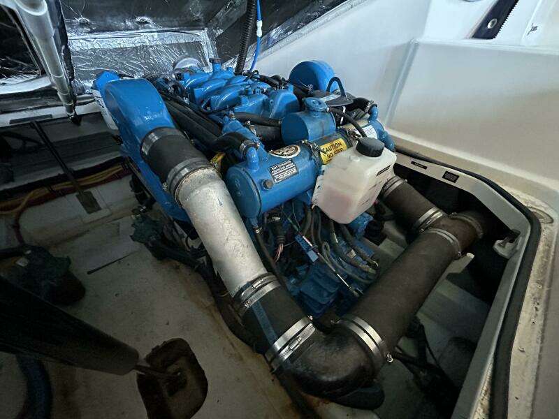 2003 Tiara Yachts 2900 Coronet Tide Over