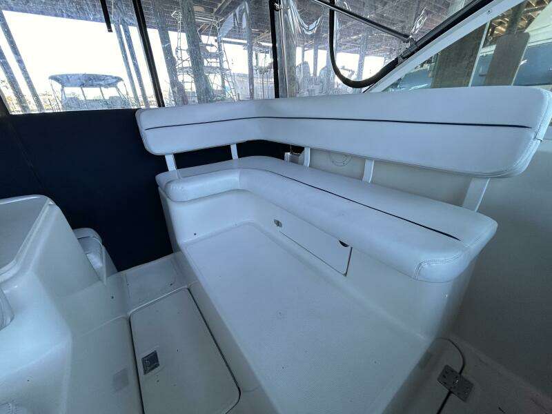 2003 Tiara Yachts 2900 Coronet Tide Over