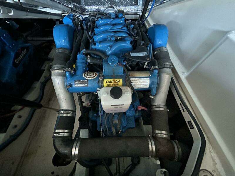 2003 Tiara Yachts 2900 Coronet Tide Over