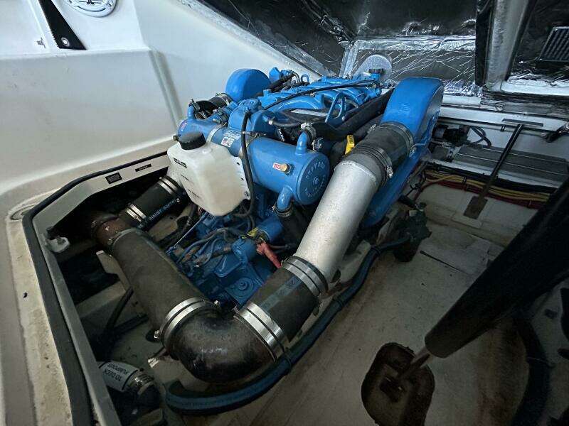 2003 Tiara Yachts 2900 Coronet Tide Over