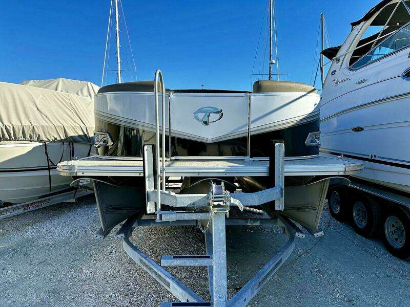 2022 Tahoe LTZ 2285 ENT Tritoon