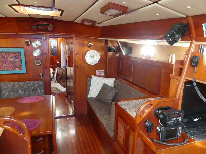 1984 Contest Conyplex - Contest