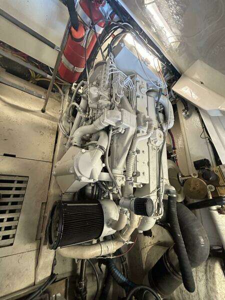 2002 Tiara 3800 Open Native Dancer