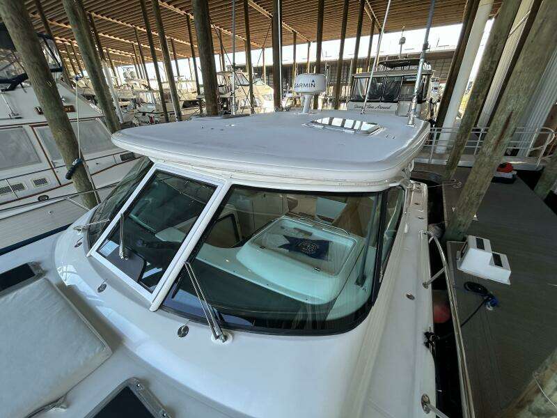 2002 Tiara 3800 Open Native Dancer