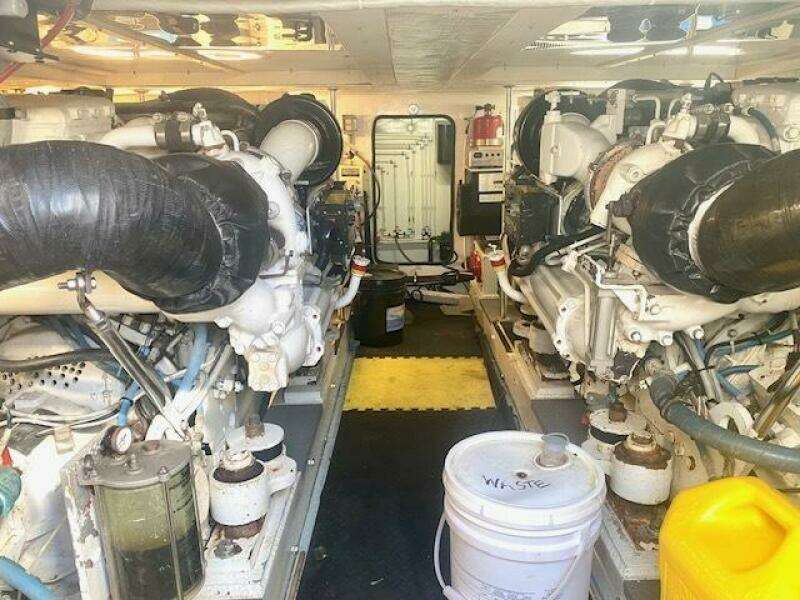 2000 Custom Carolina 56 EAST BAY