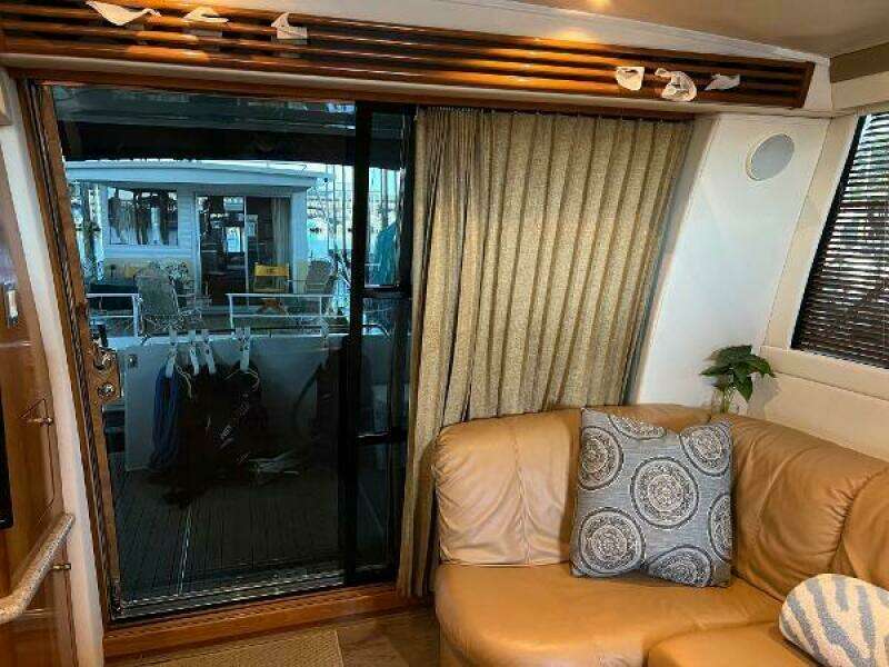 2001 Carver 450 Voyager Pilothouse