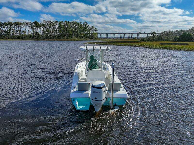 2024 Everglades 243CC