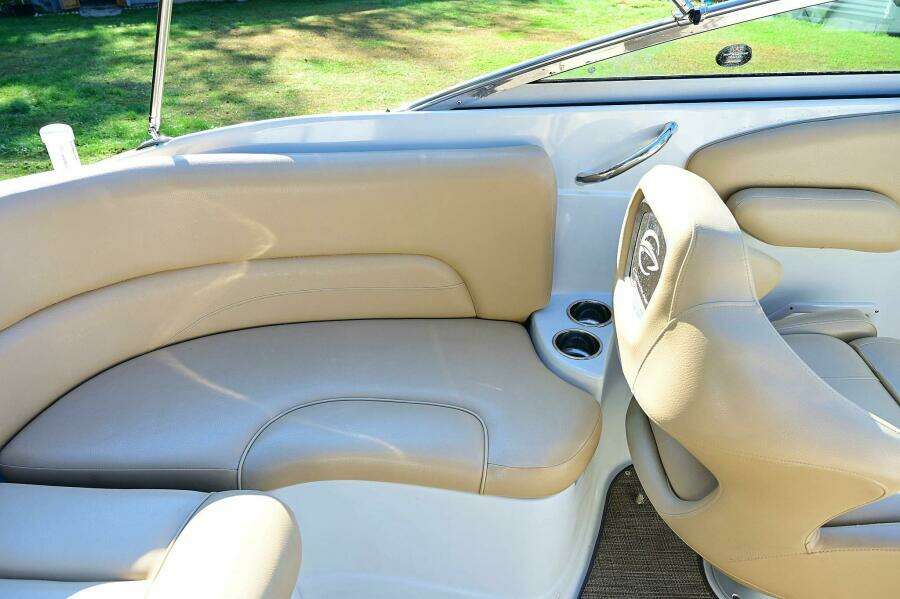 2015 Crownline 236 SC