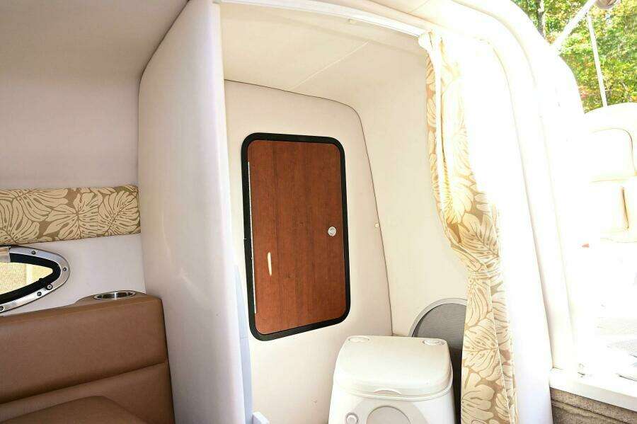 2015 Crownline 236 SC