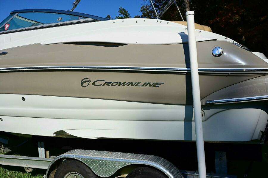 2015 Crownline 236 SC