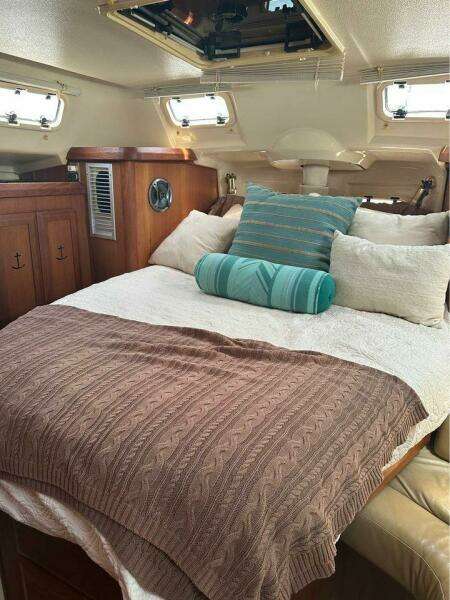 1991 Hunter Passage 42