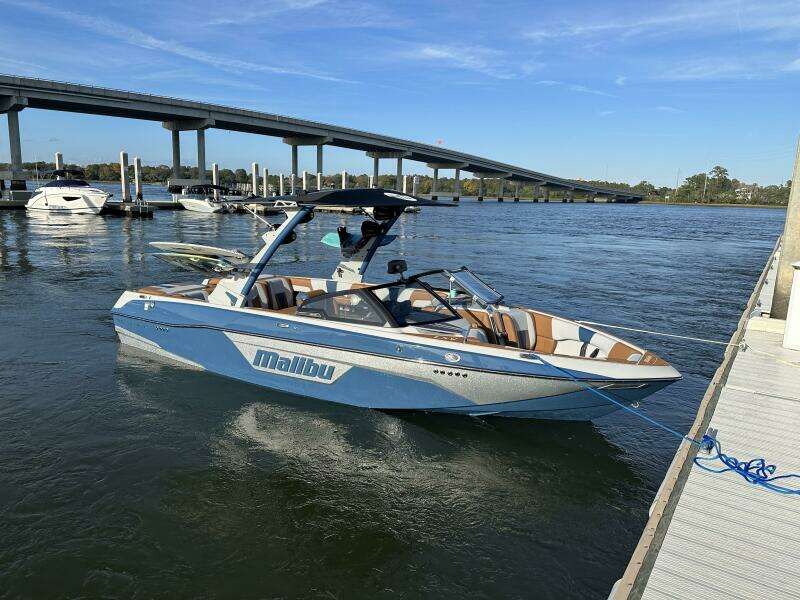 2023 Malibu Wakesetter LSV