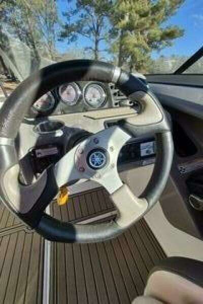 2011 Yamaha Boats 242 Limited S
