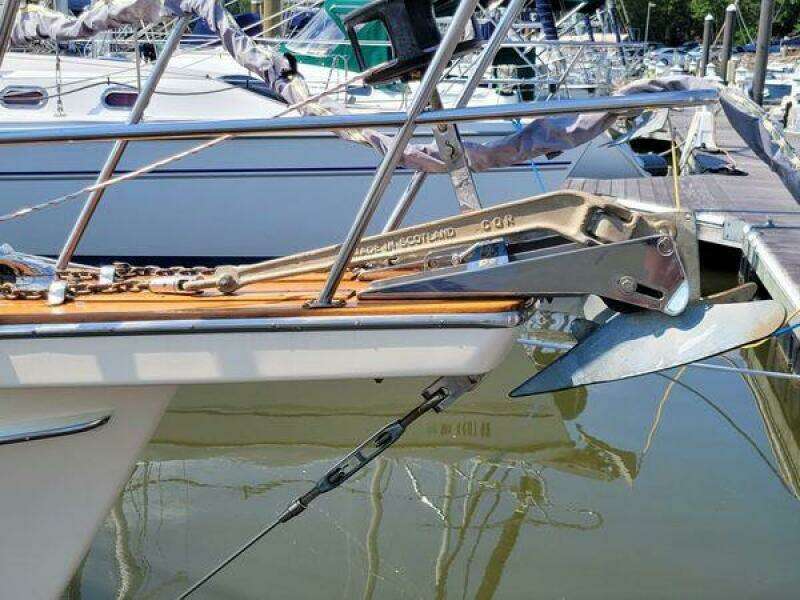 2000 Island Packet 350