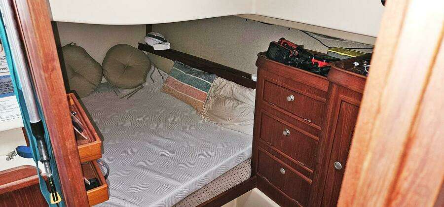 2000 Island Packet 350