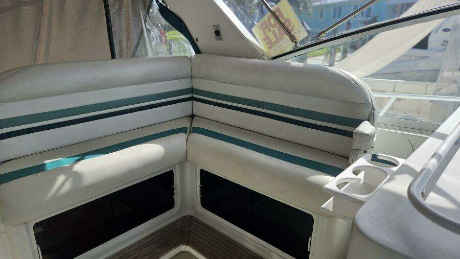 1990 Trojan 11M Express