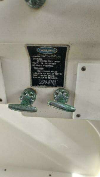 1990 Trojan 11M Express