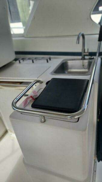 1990 Trojan 11M Express