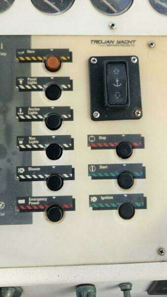 1990 Trojan 11M Express