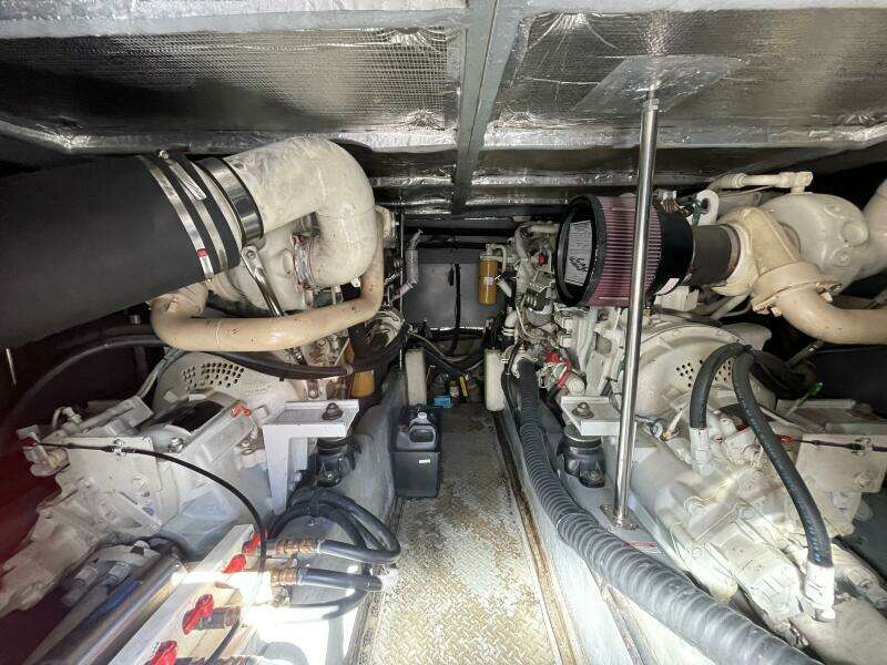 1998 Sea Ray 480 Sedan Bridge