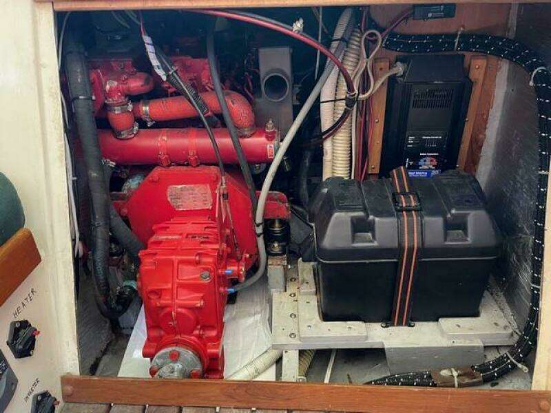 1986 Hinterhoeller Nonsuch 30 Ultra