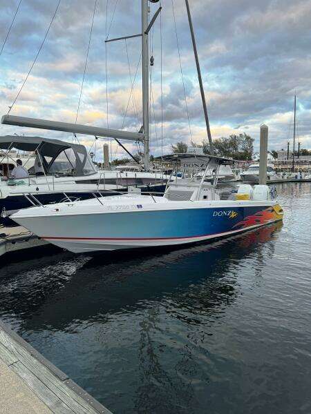 2004 Donzi 35 ZF Cuddy