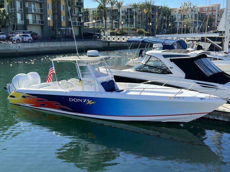 2004 Donzi 35 ZF Cuddy