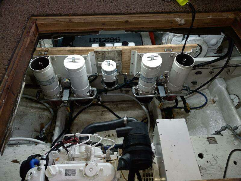 1983 Bertram 385 Convertible Cast Off II