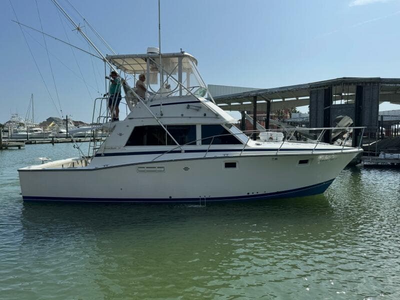 1983 Bertram 385 Convertible