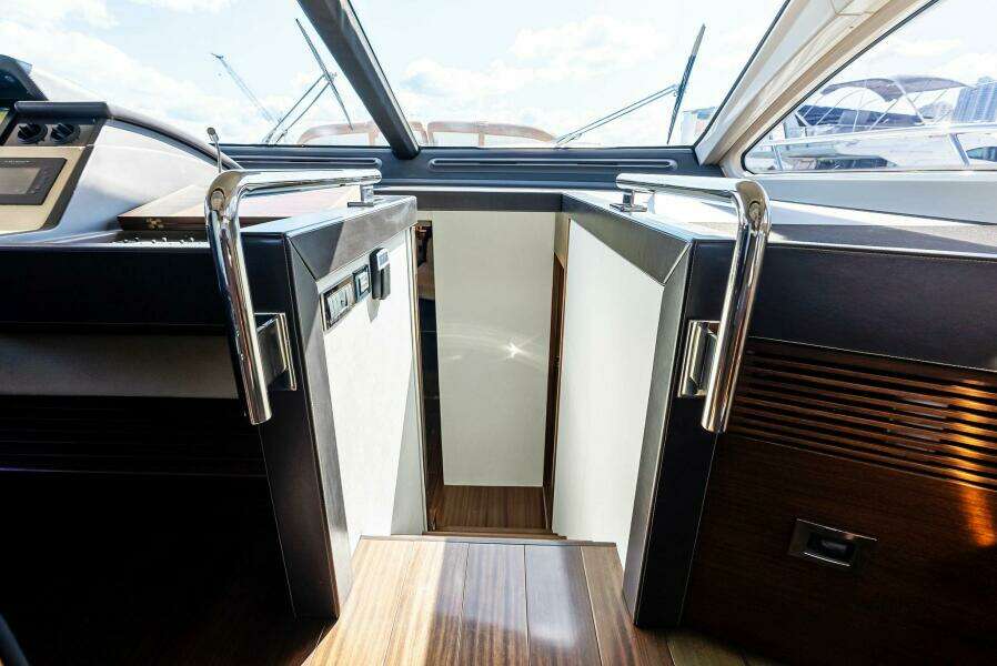 2014 Azimut 72S
